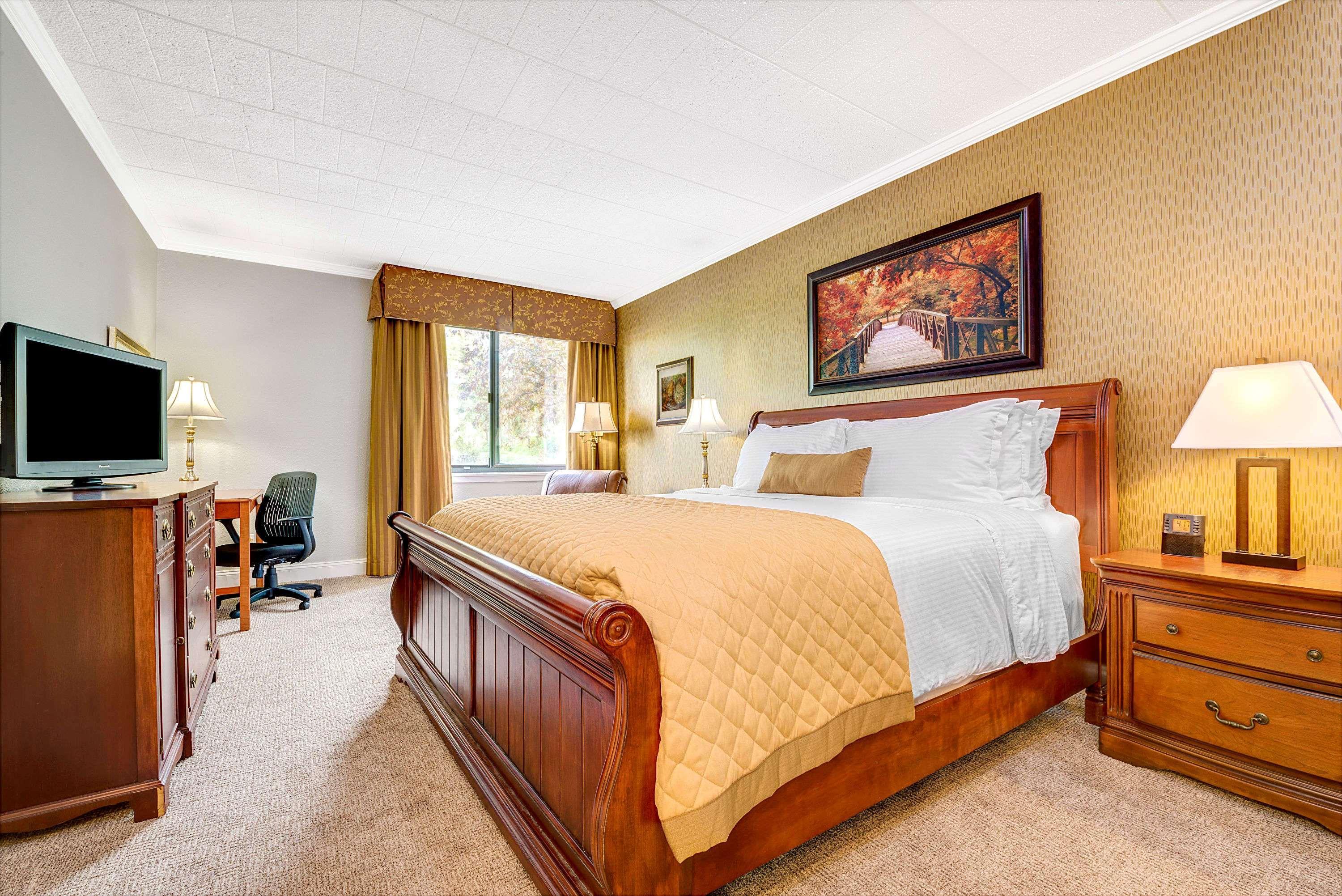 Wyndham Garden York Hotel Bagian luar foto